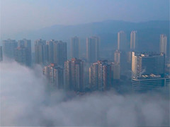 重庆江津城区出现平流雾景观