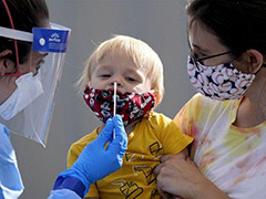 美媒稱美國或有上百萬兒童患長期新冠肺炎