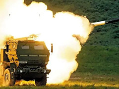 首批美国“海马斯”火箭炮系统运抵乌克兰