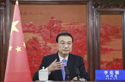 李克强在纪念中韩建交30周年商务合作论坛上致辞