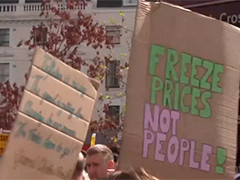 抗议能源价格飙升 英国多地民众举行示威