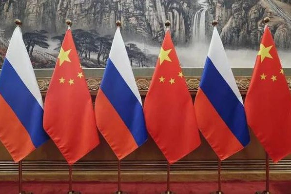 习近平向俄罗斯中国友好协会成立65周年致贺信