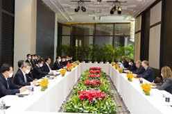 李克强会见联合国秘书长