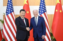 习近平同美国总统在巴厘岛举行会晤