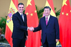 习近平会见西班牙首相