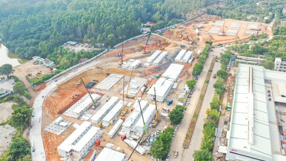 优化防控措施 广东加快方舱医院和隔离板房建设