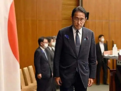 日本首相称暂不考虑改组内阁或解散众议院