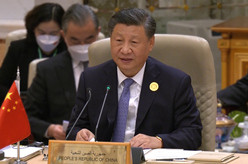 习近平出席首届中国-海湾阿拉伯国家合作委员会峰会并发表主旨讲话