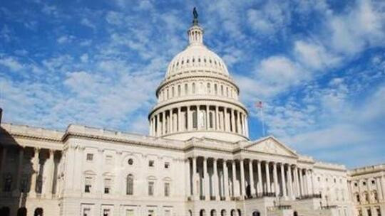 美国国会参议院通过临时拨款法案 避免政府停摆