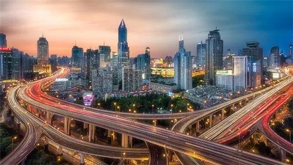 截至今年10月底 我国已建成110个千兆城市