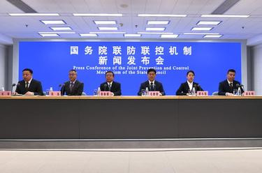 国务院联防联控机制发布会：“早发现 早识别 早干预 早转诊” 确保农村地区做到“关口前移”