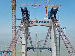 深中通道上五湖四海的建设者