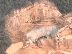 沪渝蓉高铁宋家咀1号隧道顺利贯通