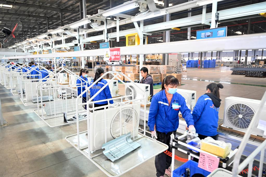 2月份中国采购经理指数公布 制造业采购经理指数升至52.6%