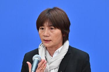 十四届全国人大一次会议首场“代表通道”开启