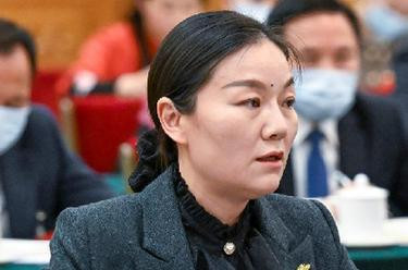 建言献策惠民生 履职尽责谋发展