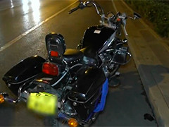 北京：小伙酒后驾驶摩托车 闯卡受伤被处罚