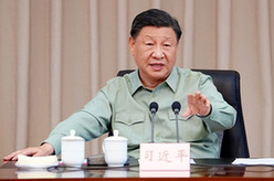 习近平视察南部战区海军