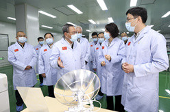 李强在北京市调研独角兽企业
