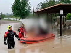 意大利暴雨天气致1人死亡2人失踪