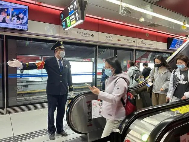 北京地铁标志系统将更新升级