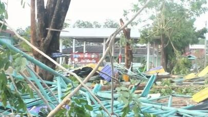 泰国一学校屋顶坍塌 7人死亡