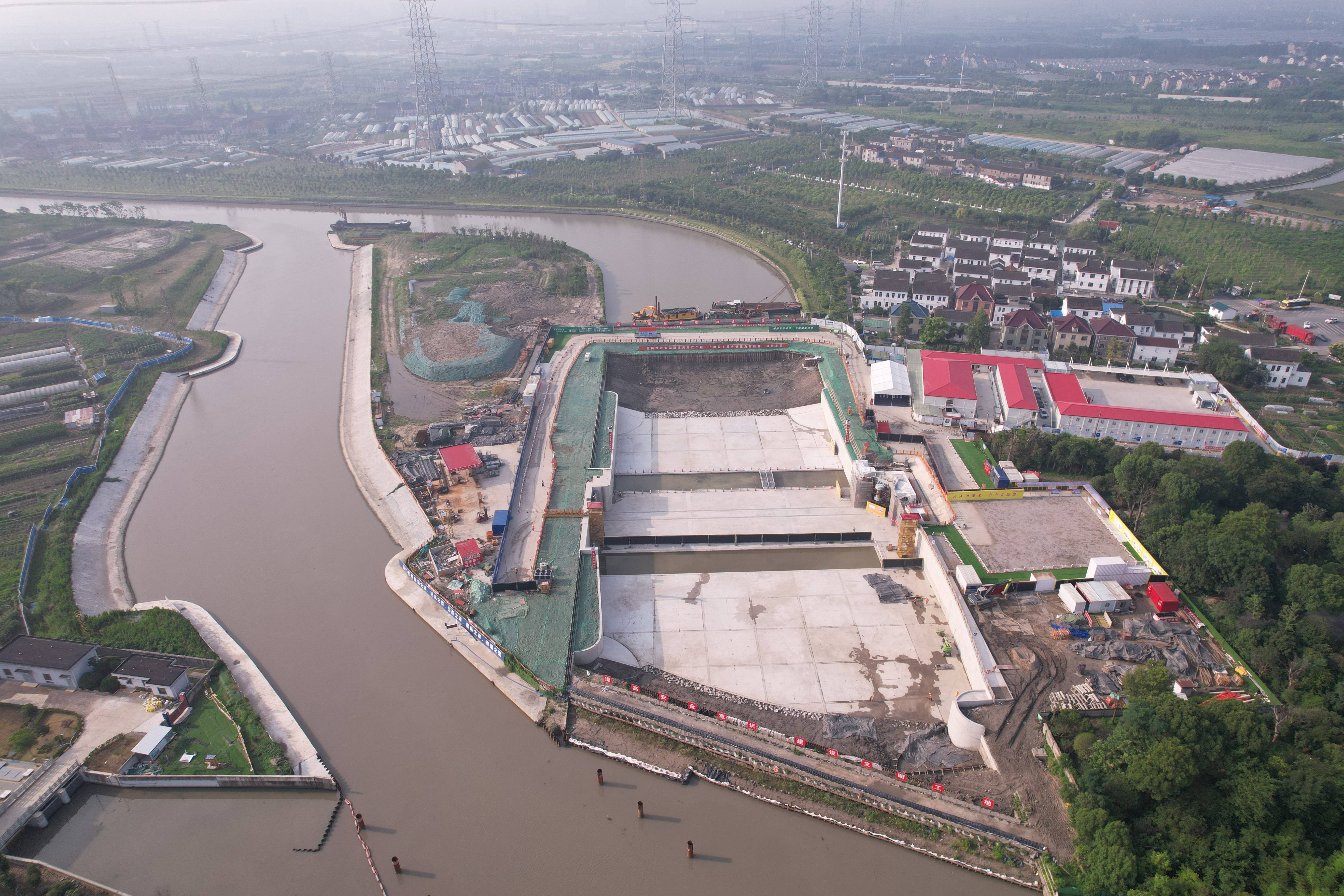 上海苏州河西闸工程通过通水验收