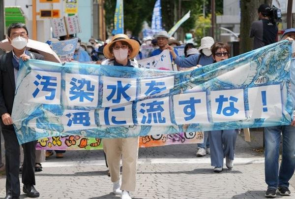 日本民众再次集会反对福岛核污染水排海