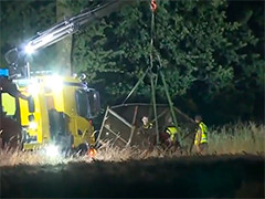 德国挖掘机发生事故 致2死10伤