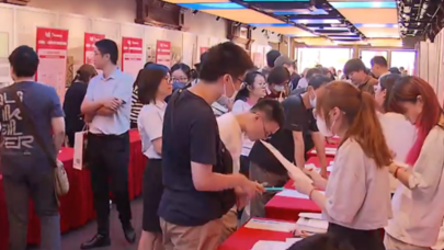 上海社会组织线下专场招聘会举行