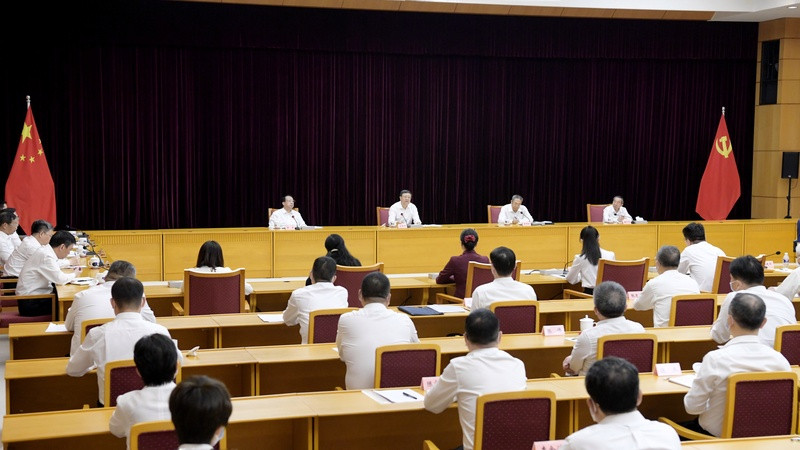 上海市庆祝中国共产党成立102周年座谈会举行