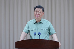 习近平视察东部战区机关