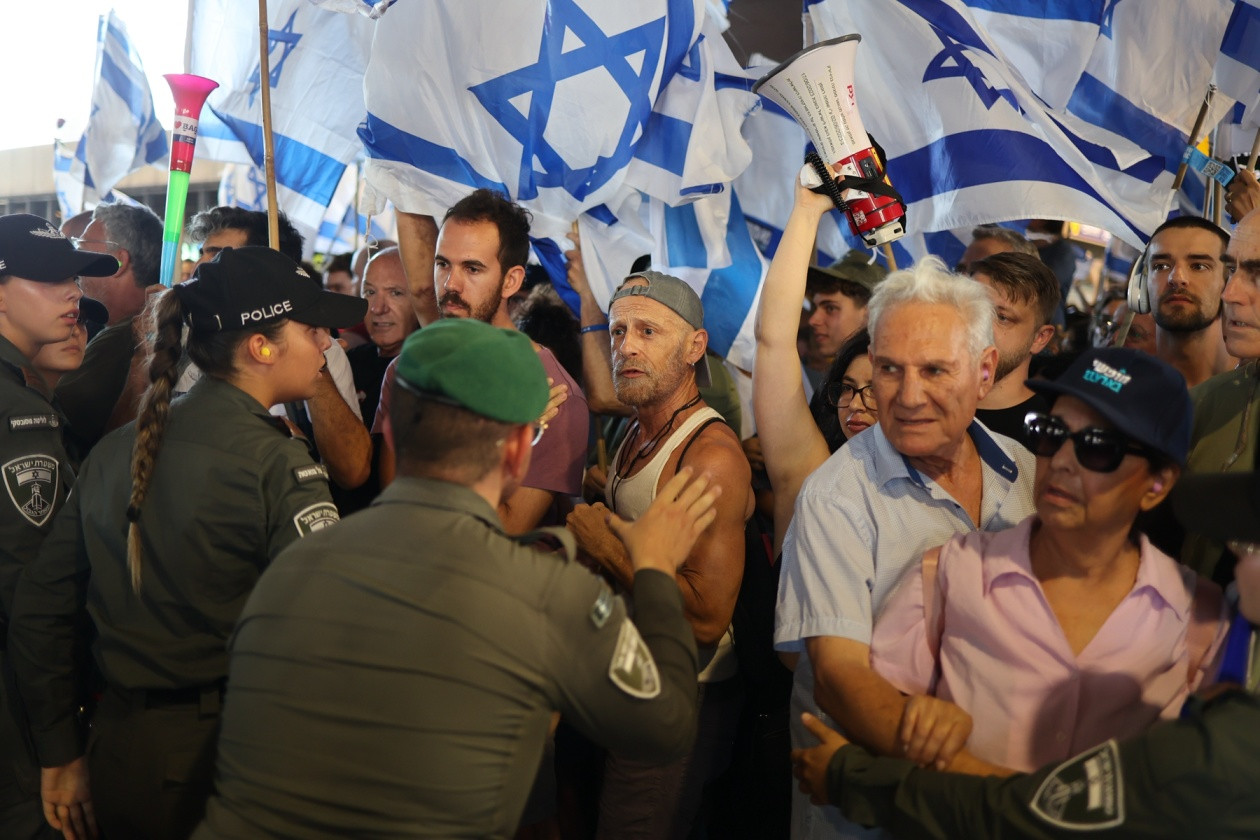 以色列再度爆发反对司法改革抗议活动