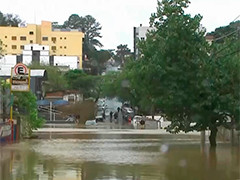 巴西南部遭遇强降雨天气