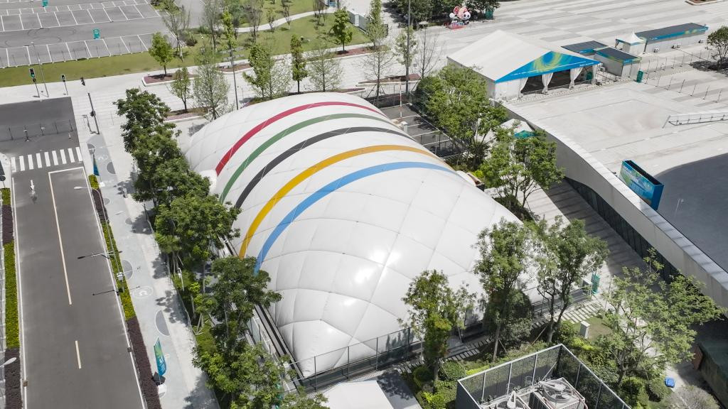 成都第31届世界大学生夏季运动会各国运动员展开适应性训练