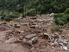 西安突发山洪泥石流 致2人死亡16人失联