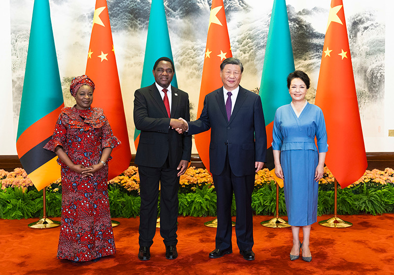 习近平同赞比亚总统会谈