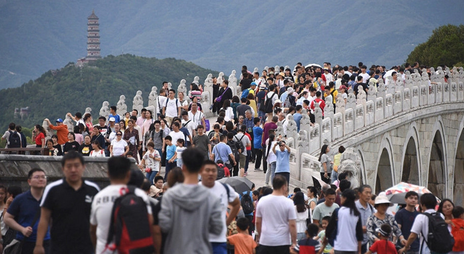 中秋国庆假期 全国已售假期车票超1亿张
