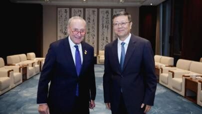 陈吉宁会见美国国会参议院多数党领袖舒默所率两党参议员代表团一行