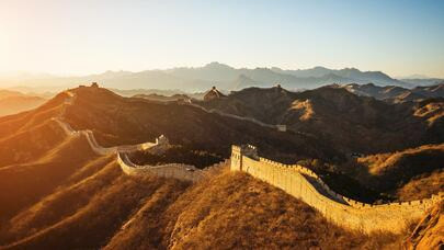 以习近平文化思想为指引 谱写中华民族现代文明新华章