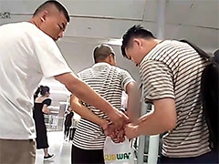 上海警方捣毁一销售假冒饰品团伙