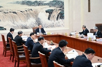 赵乐际主持召开十四届全国人大常委会第十三次委员长会议