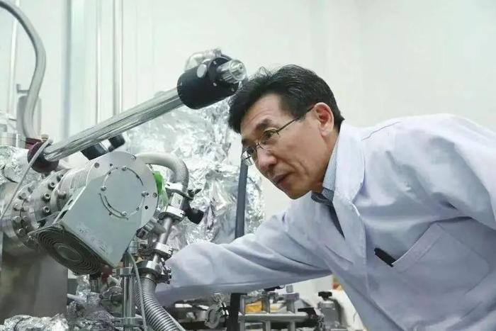 中国科学家70年来首次获巴克利奖
