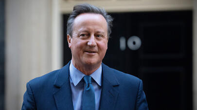 英国首相改组内阁 内政大臣遭解职