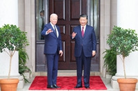 习近平同美国总统举行中美元首会晤