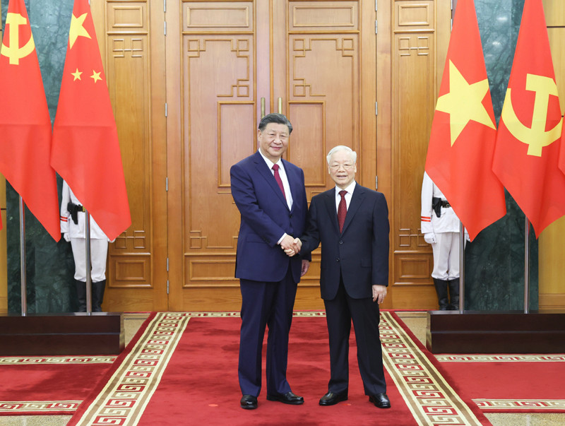 习近平同越共中央总书记举行会谈