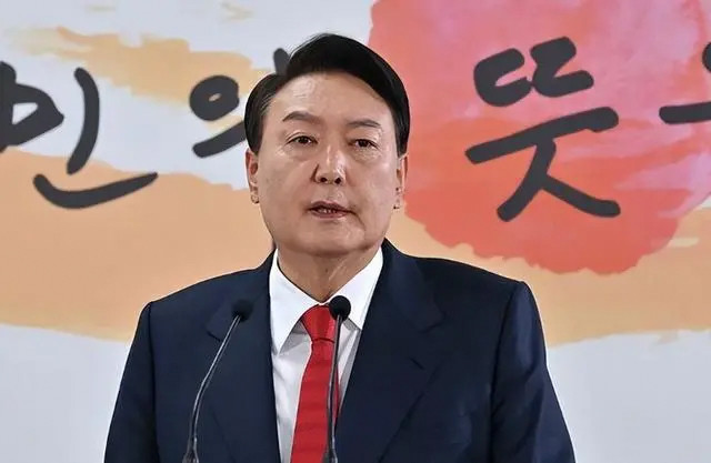 韩国总统尹锡悦支持率降至31%