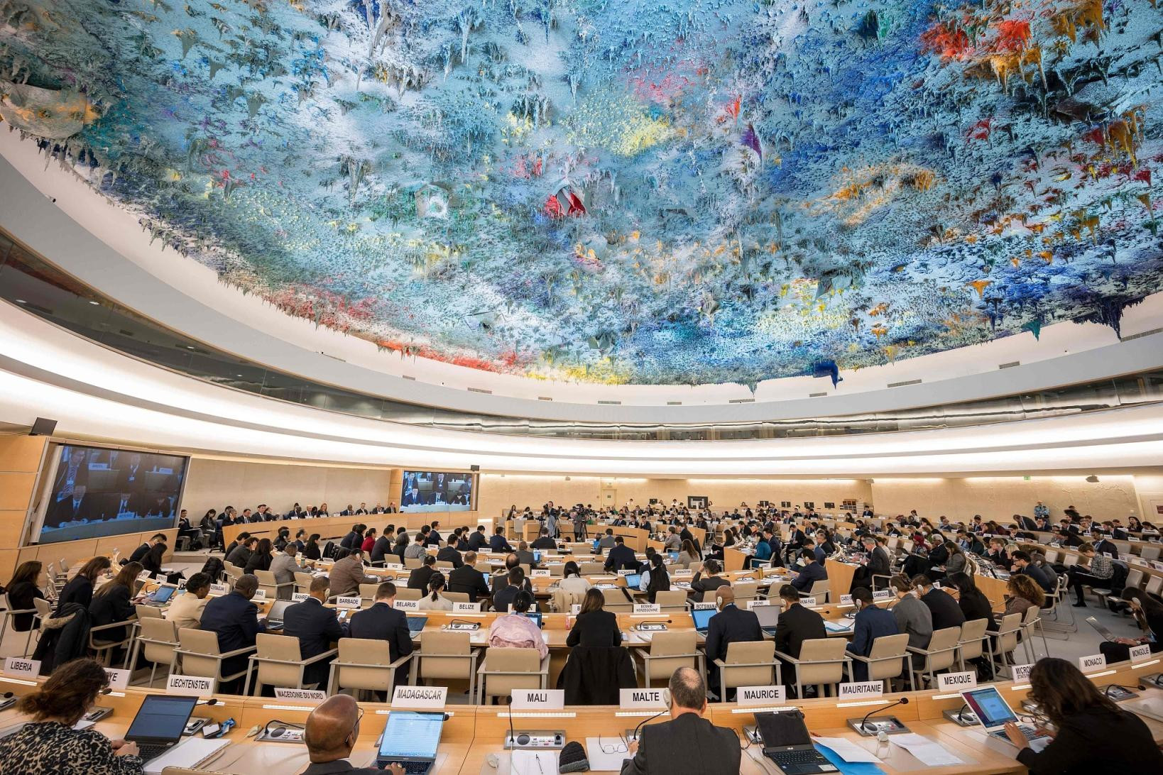 联合国人权理事会国别人权审议工作组会议通过中国参加第四轮国别人权审议报告