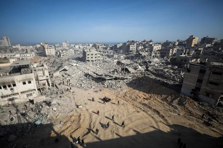 以军撤离加沙城希法医院 巴称以军摧毁医院所有建筑