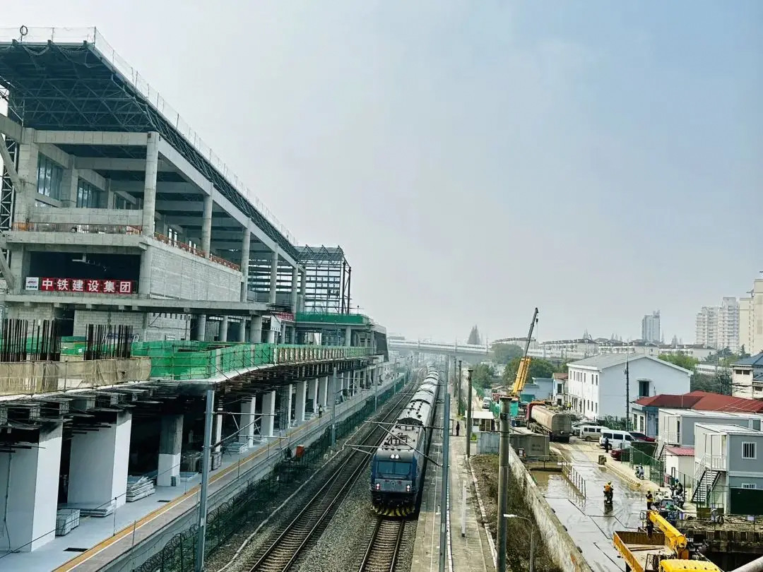 上海新建铁路莘庄站建设稳步推进